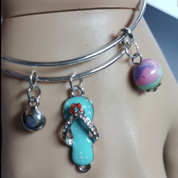 Summer Charm Dangle Bracelet Beach Thong Sandals Silver Aqua Blue Pink - Picture 4 of 4